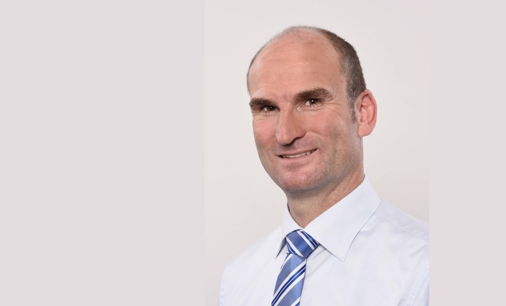 Dr. med. Gero Krommes Porträt Dr. med. Gero Krommes, Facharzt für Augenheilkunde.